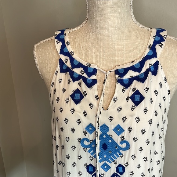 THML COVER UP/DRESS - Picture 2 of 9